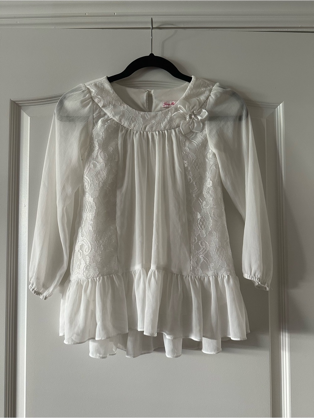 Jona Michelle White Lace Flower Accent Blouse